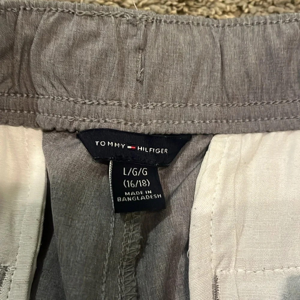 Shorts - Picture 2 of 3